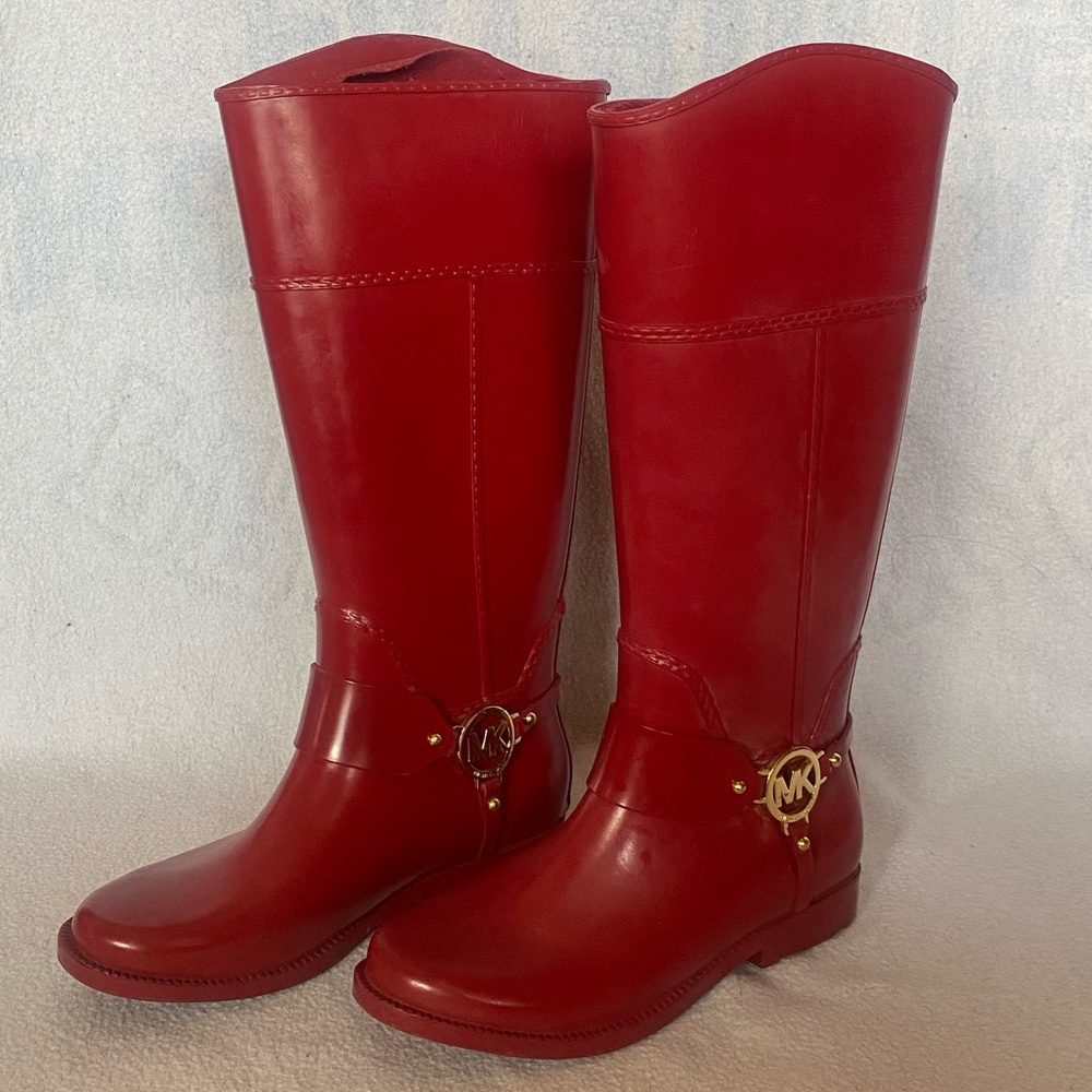 ❣️ RED MICHAEL KORS ALL WEATHER BOOTS ❣️